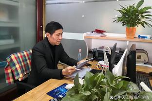 ?前有图拉姆进不了梅阿查，今有萨内蒂抽签被保安拦门外